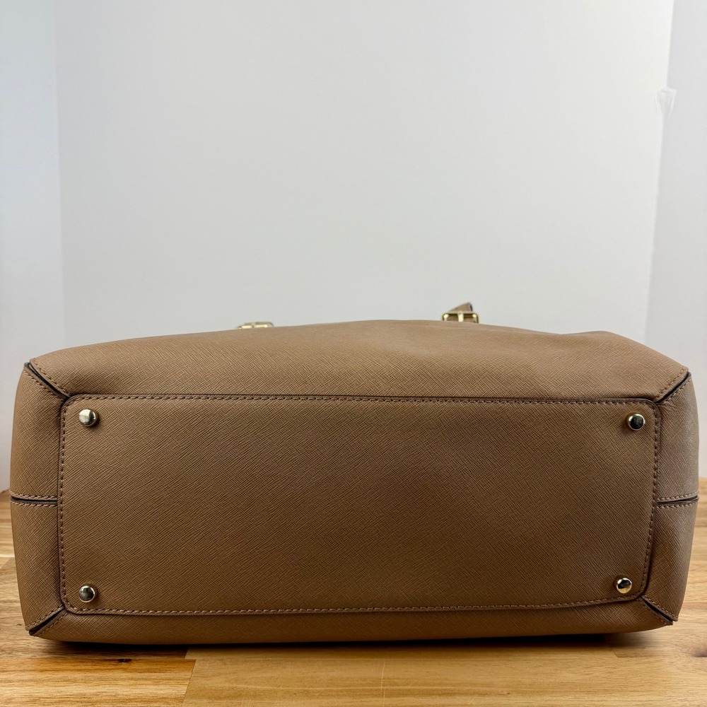 Kate Spade New York Saffiano Leather Tote Bag Taupe Tan Gold Hardware - Picture 6 of 15
